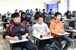 บรรยากาศการติวอบรม TOEIC คณะวิทยาศาสตร์ มทร.ธัญบุรี