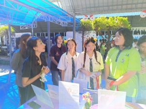 จกรรมแนะแนวการศึกษาและประชาสัมพันธ์หลักสูตร ณ โรงเรียนสารสาสน์วิเทศน์ คลองหลวง