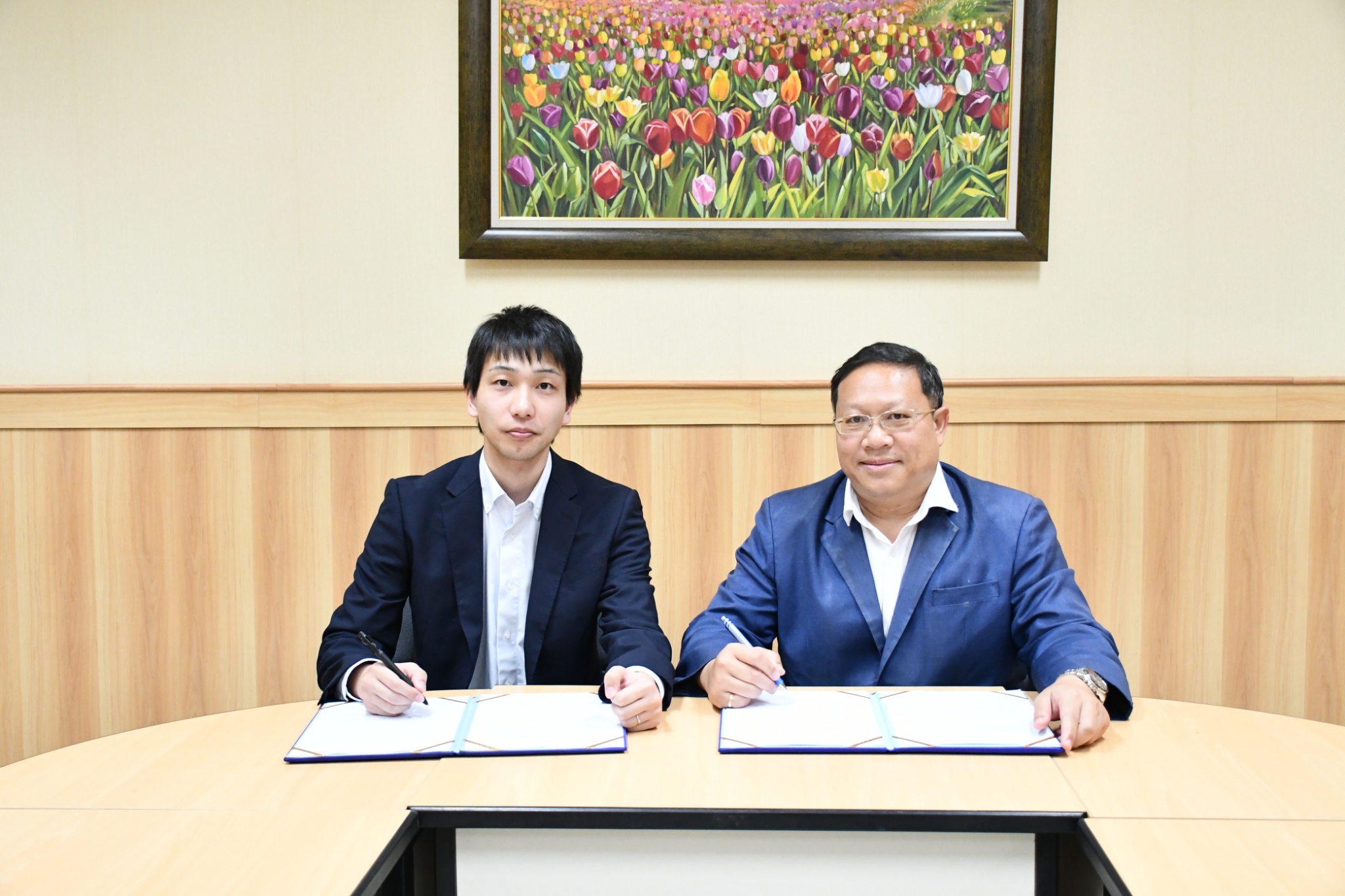 พิธีลงนามสัญญาความร่วมมือบริษัท อาซาฮี อินเทค (ไทยแลนด์) จำกัด