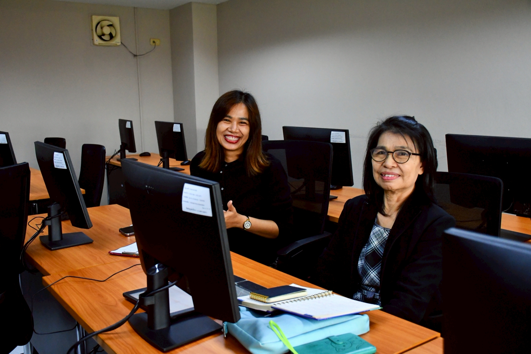 โครงการอบรมเชิงปฏิบัติการการพัฒนาศักยภาพการใช้ Generative AI