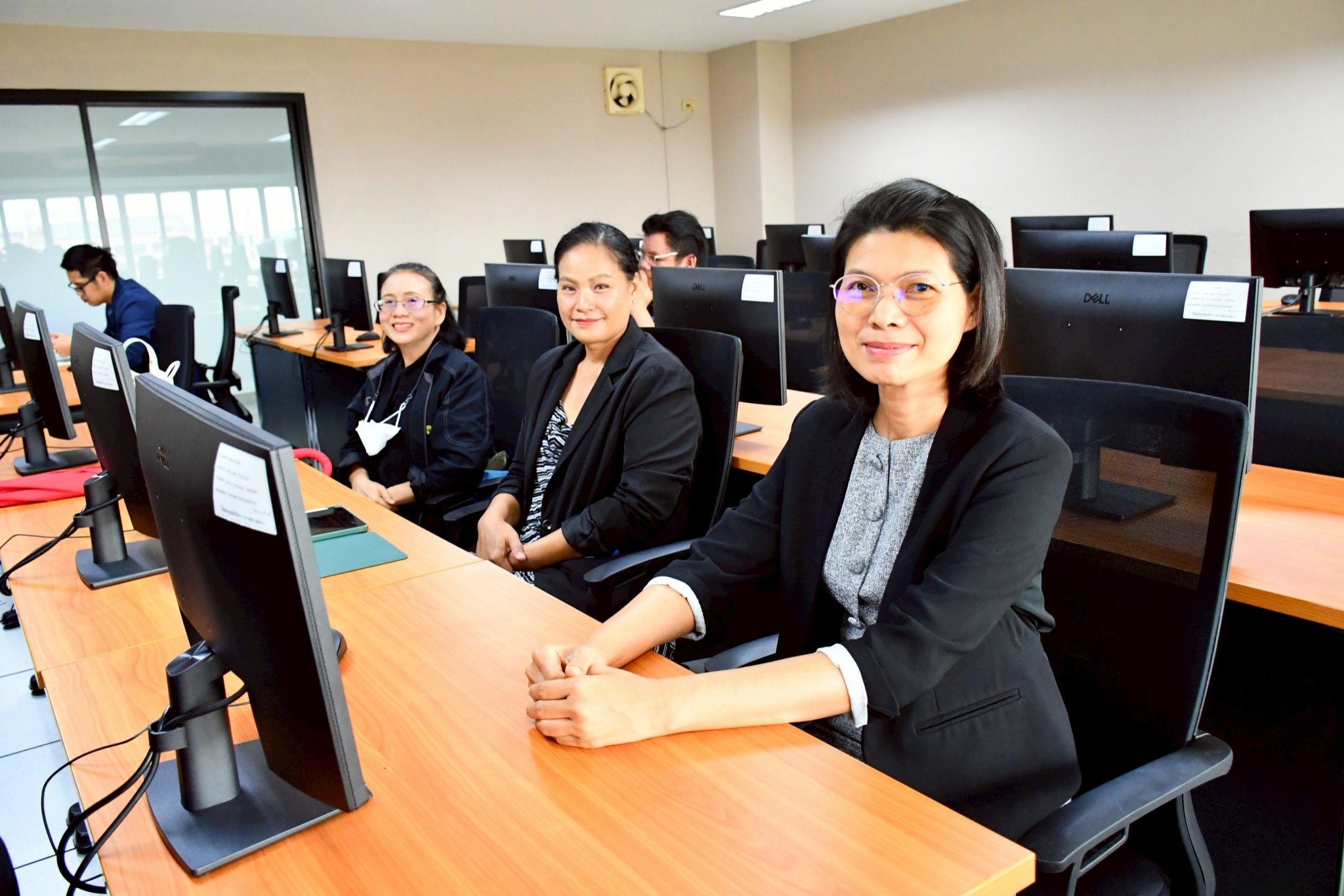 โครงการอบรมเชิงปฏิบัติการการพัฒนาศักยภาพการใช้ Generative AI