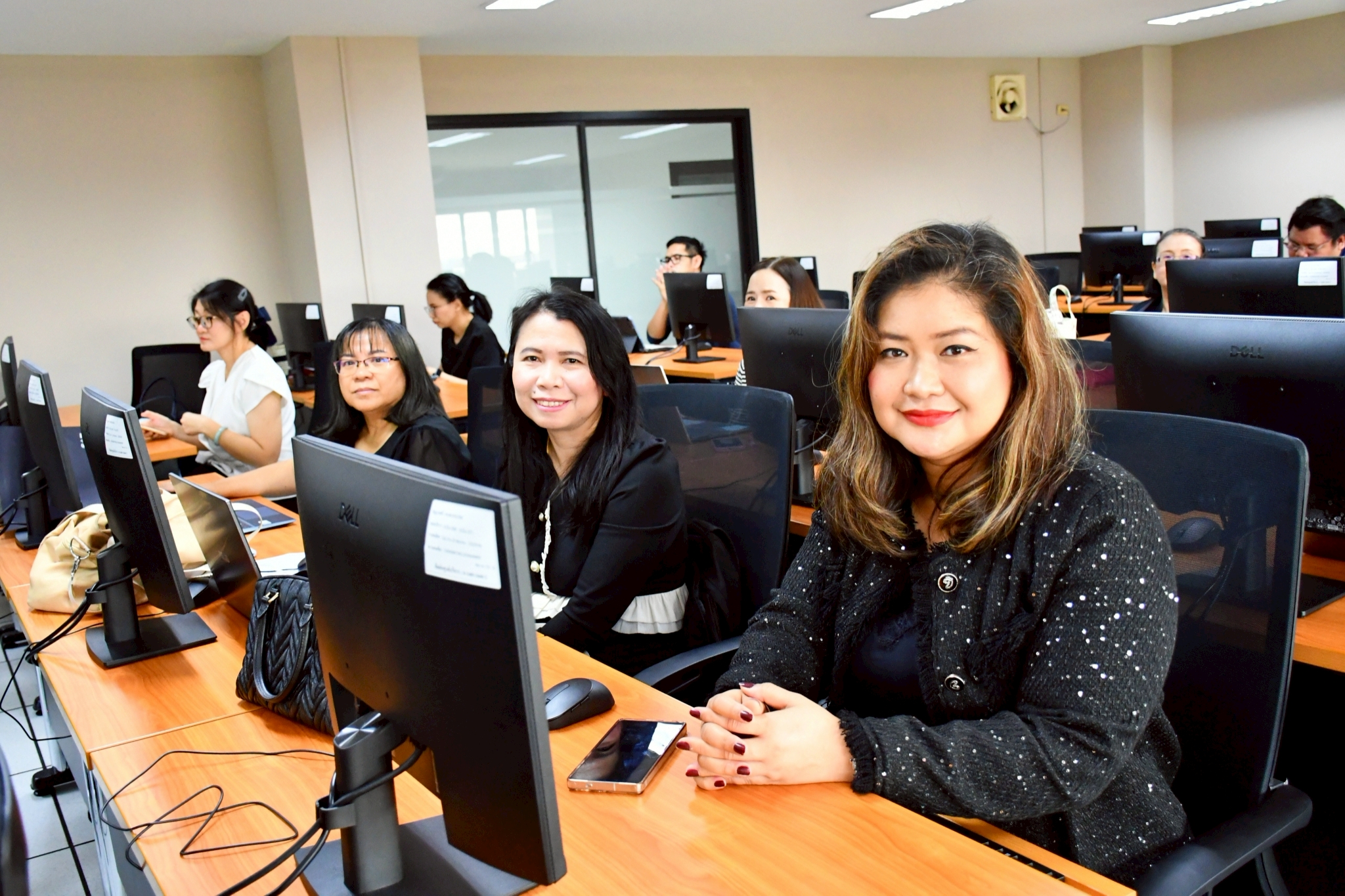 โครงการอบรมเชิงปฏิบัติการการพัฒนาศักยภาพการใช้ Generative AI