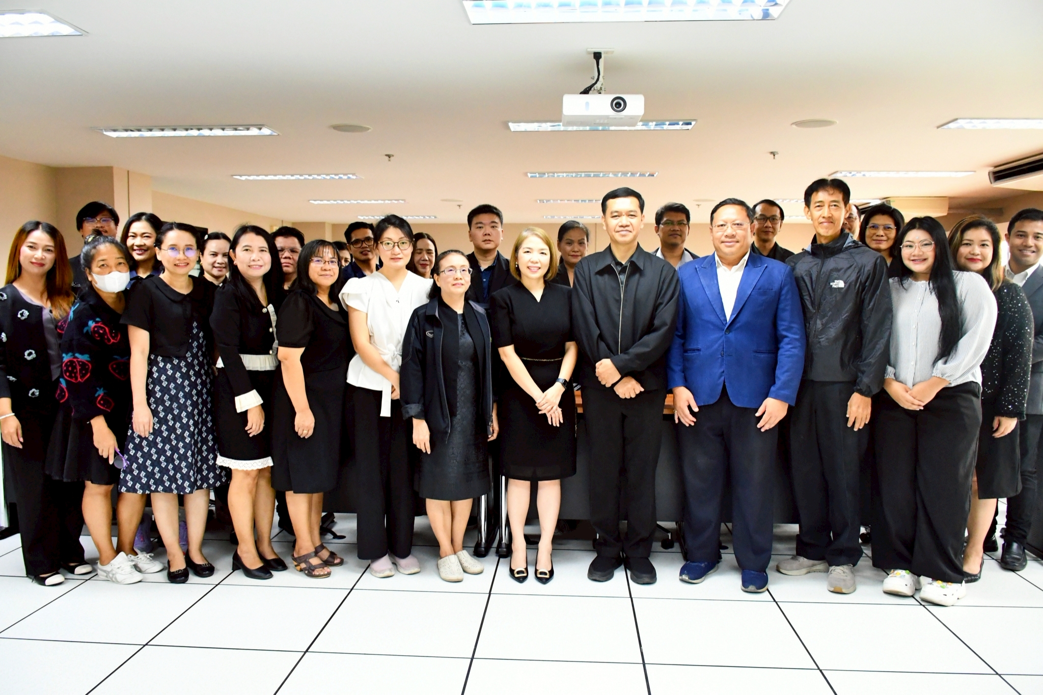 โครงการอบรมเชิงปฏิบัติการการพัฒนาศักยภาพการใช้ Generative AI