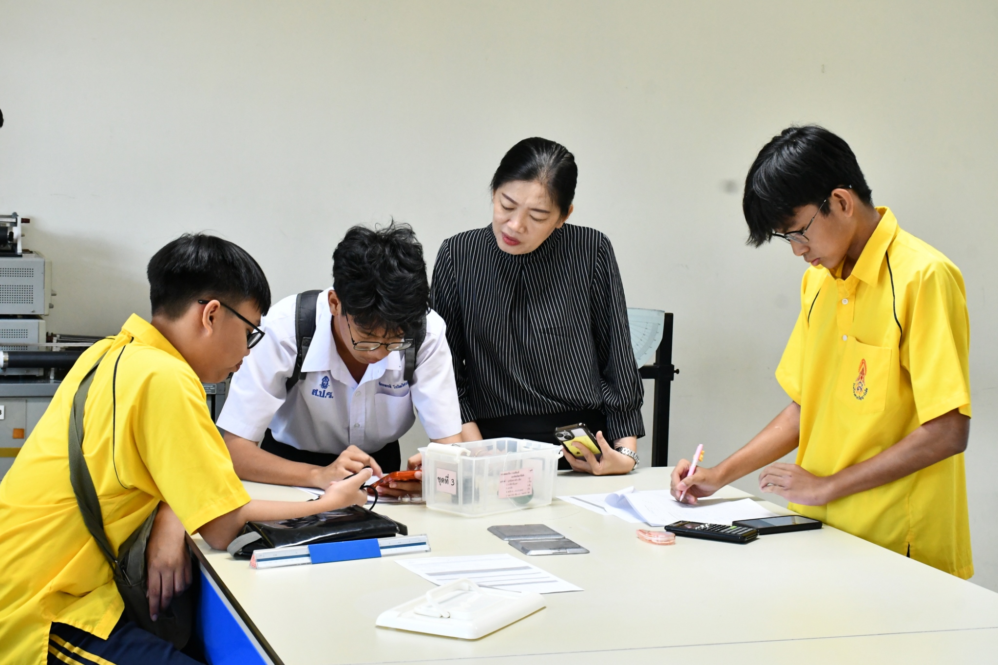 คณะวิทย์ฯ มทร.ธัญบุรี ผนึกเครือข่ายโรงเรียนมัธยมฯ จัดอบรมเชิงปฏิบัติการฟิสิกส์ มุ่งยกระดับสมรรถนะเยาวชนสู่ทักษะแห่งอนาคต