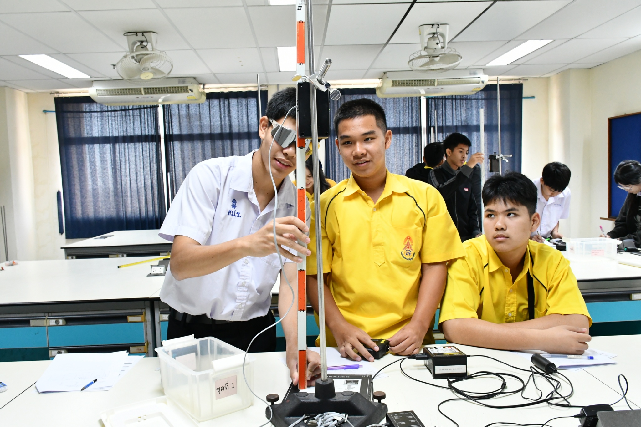 คณะวิทย์ฯ มทร.ธัญบุรี ผนึกเครือข่ายโรงเรียนมัธยมฯ จัดอบรมเชิงปฏิบัติการฟิสิกส์ มุ่งยกระดับสมรรถนะเยาวชนสู่ทักษะแห่งอนาคต