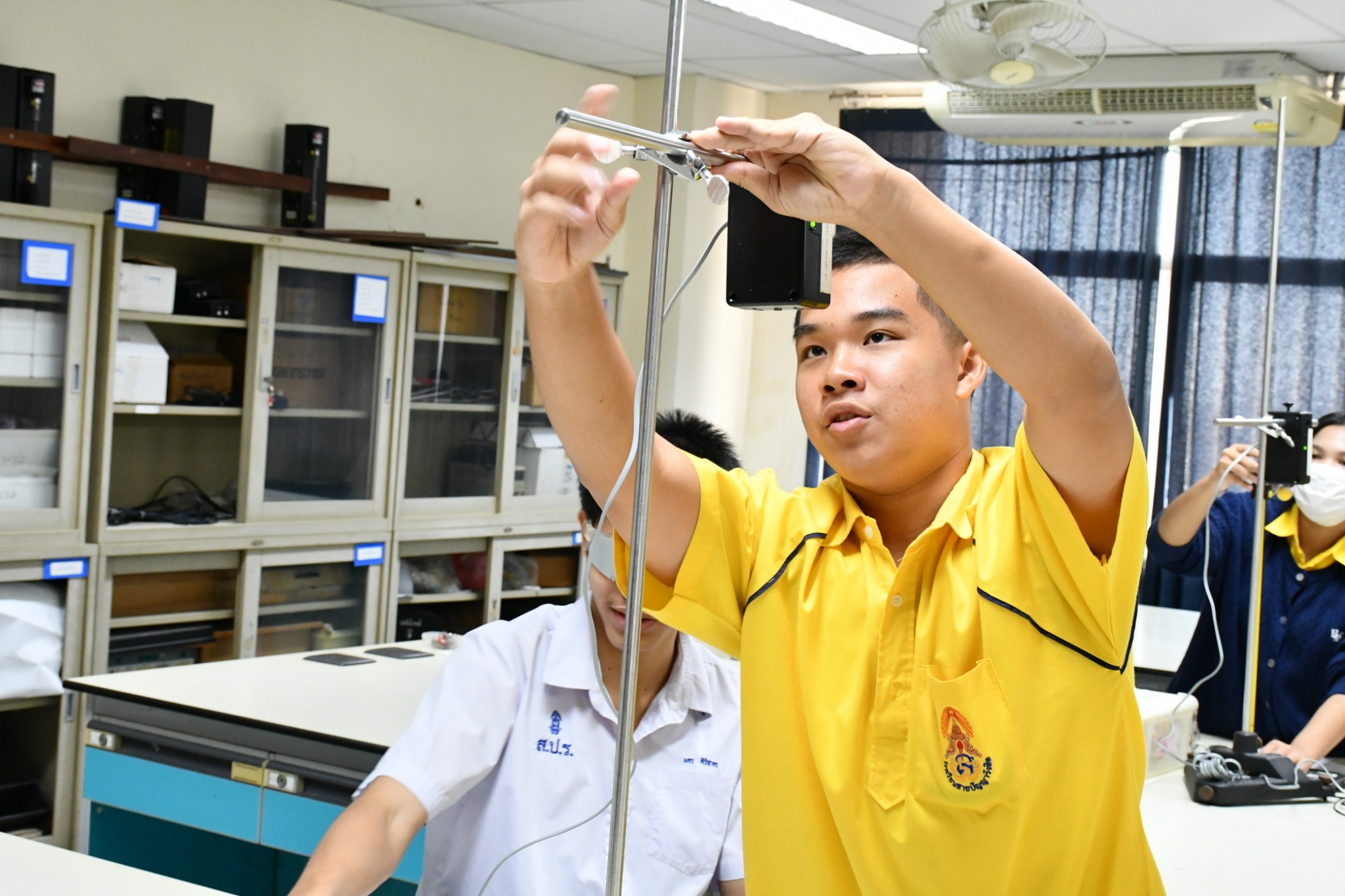 คณะวิทย์ฯ มทร.ธัญบุรี ผนึกเครือข่ายโรงเรียนมัธยมฯ จัดอบรมเชิงปฏิบัติการฟิสิกส์ มุ่งยกระดับสมรรถนะเยาวชนสู่ทักษะแห่งอนาคต