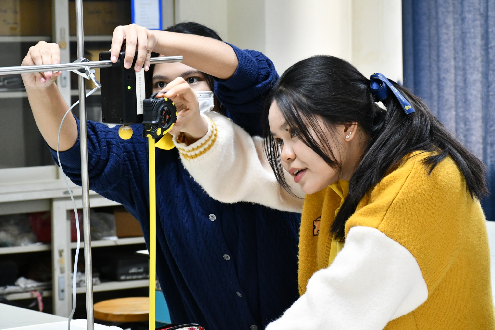 คณะวิทย์ฯ มทร.ธัญบุรี ผนึกเครือข่ายโรงเรียนมัธยมฯ จัดอบรมเชิงปฏิบัติการฟิสิกส์ มุ่งยกระดับสมรรถนะเยาวชนสู่ทักษะแห่งอนาคต