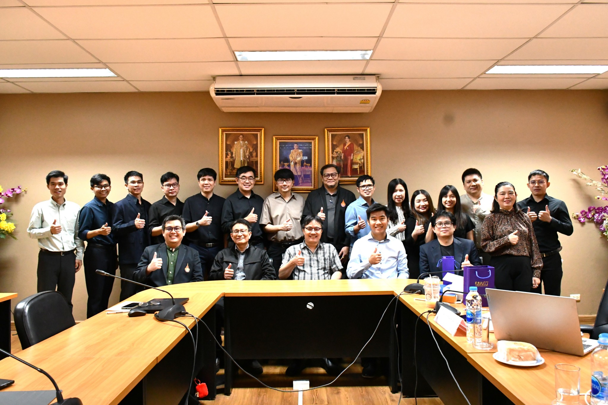 คณะวิทย์ฯ มทร.ธัญบุรี ผนึกกำลังภาครัฐ-เอกชน พัฒนาหลักสูตร "เทคโนโลยีวัสดุและนวัตกรรม" มุ่งผลิตมหาบัณฑิตและดุษฎีบัณฑิตคุณภาพสูง ขับเคลื่อนงานวิจัยสู่ความยั่งยืน (SDGs)