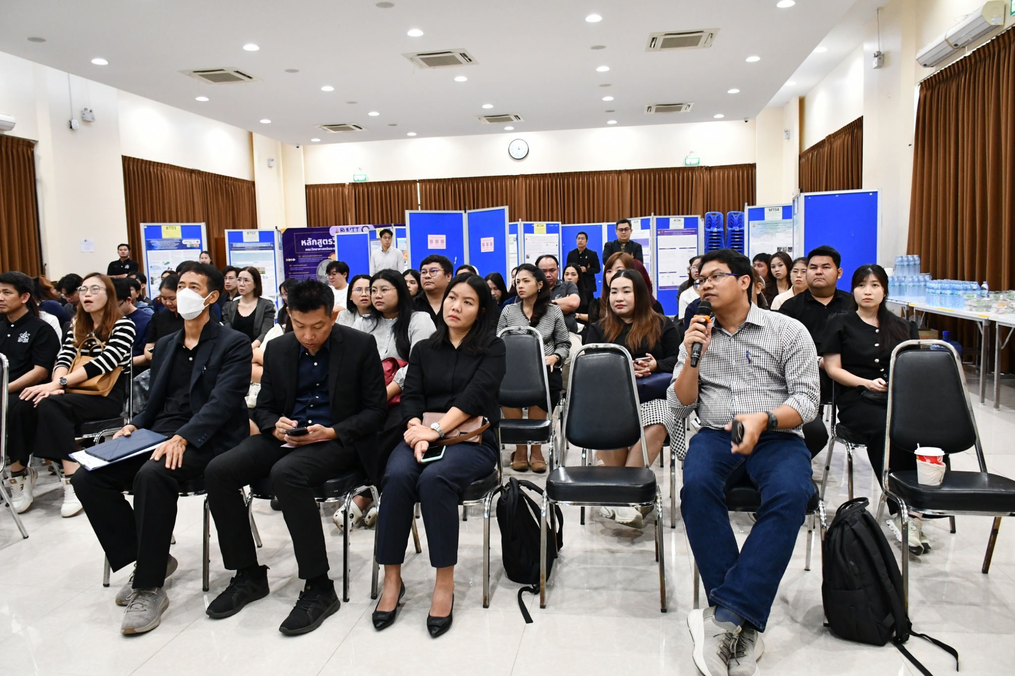 โครงการเผยแพร่ผลงานวิจัยและนวัตกรรมสู่ความเป็นเลิศ เพื่อส่งเสริมการพัฒนานักศึกษาระดับบัณฑิตศึกษา ครั้งที่ 4