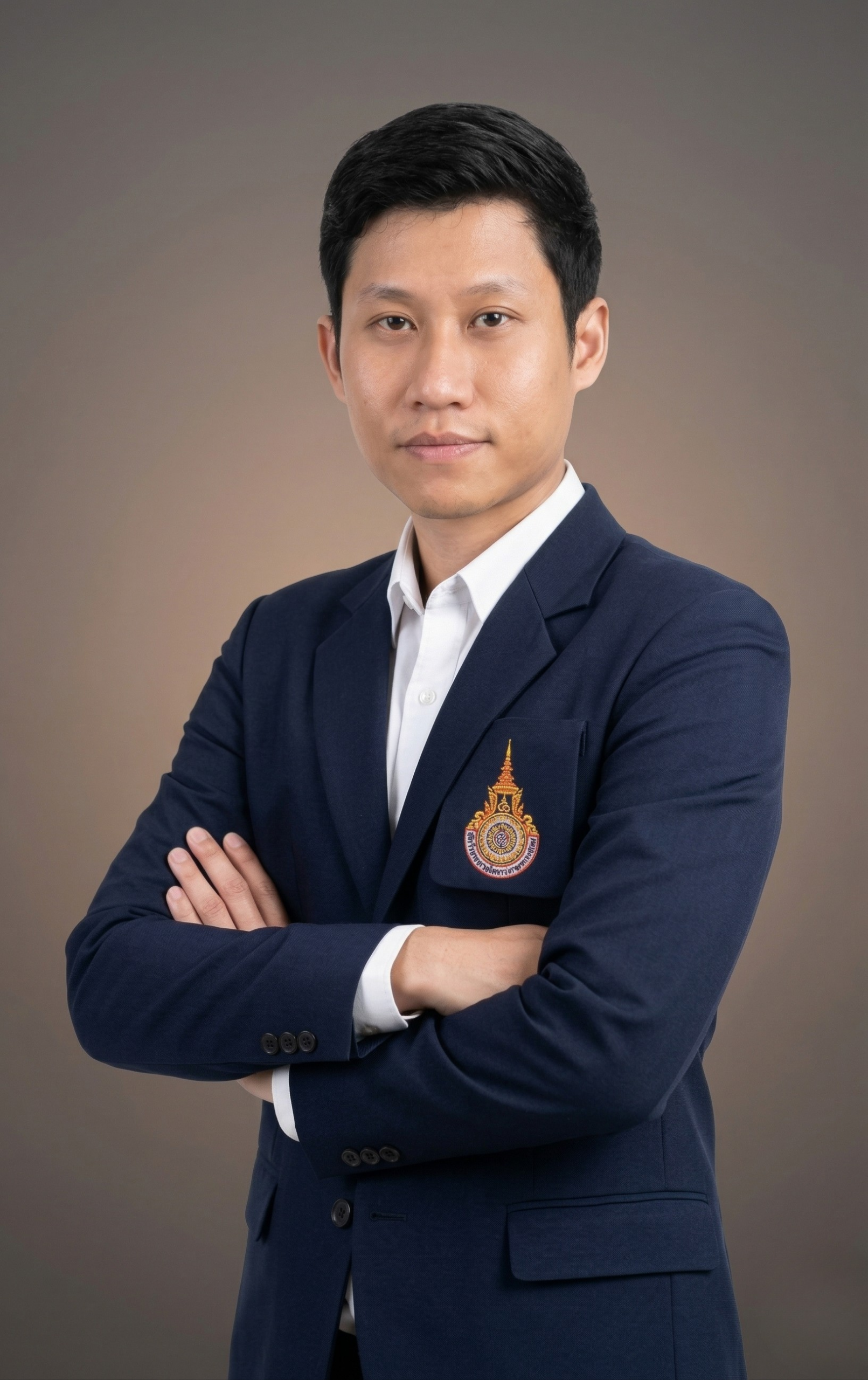 Asst.Prof.Dr.UTTHAPON ISSARA