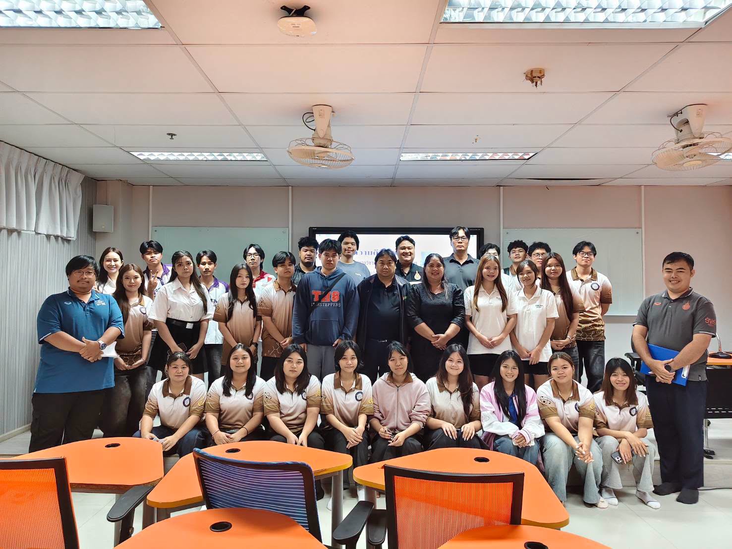 โครงการต้นกล้าความดี พัฒนาวิถีชุมชน คณะวิทย์ มทร.ธัญบุรี