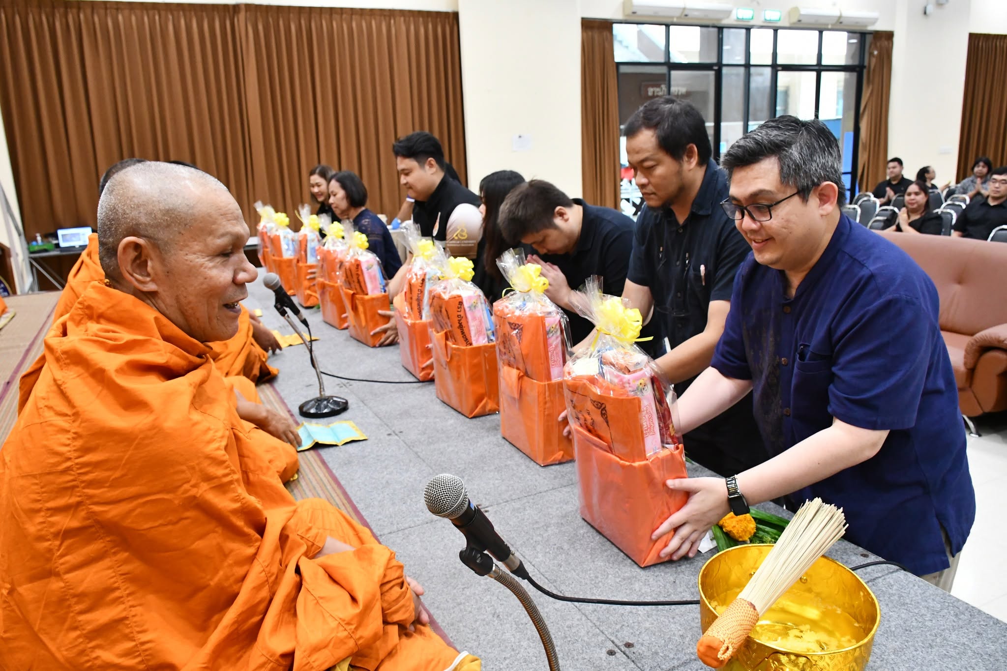 คณะวิทย์ฯ มทร.ธัญบุรี ทำบุญวันสถาปนา ก้าวสู่ปีที่ 31