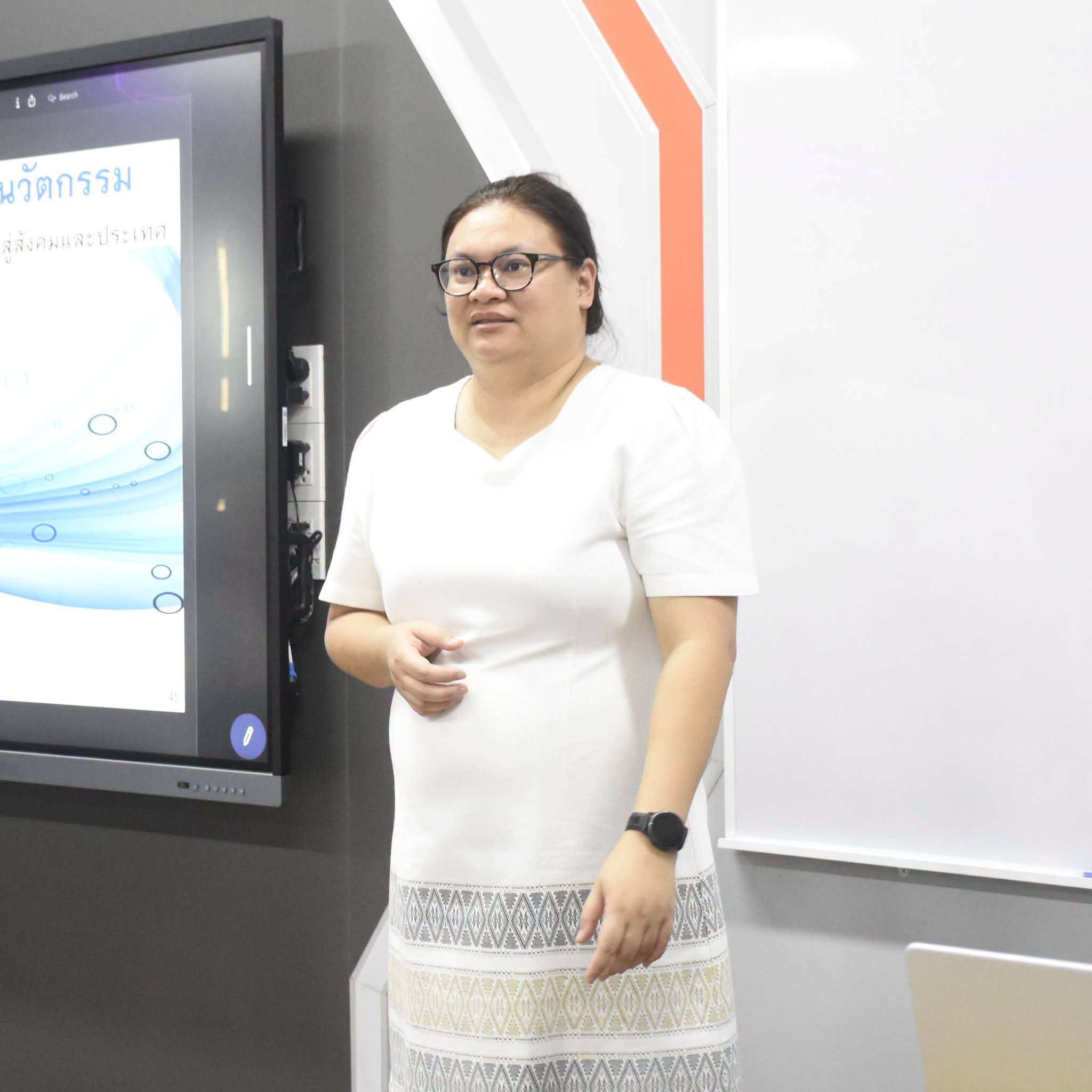 มทร.ธัญบุรี ต้อนรับ OBU ขับเคลื่อนนวัตกรรมยานยนต์ไฟฟ้า