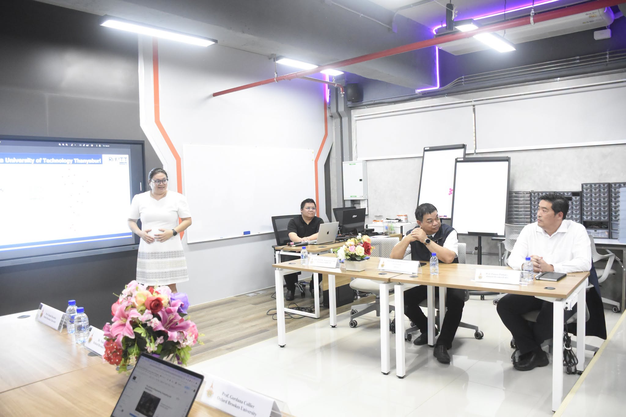 มทร.ธัญบุรี ต้อนรับ OBU ขับเคลื่อนนวัตกรรมยานยนต์ไฟฟ้า