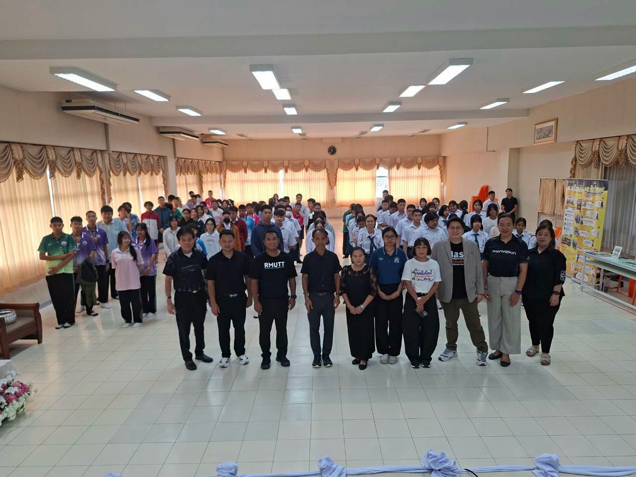 คณะวิทย์ฯ มทร.ธัญบุรี แนะแนวศึกษาต่อ ร.ร.อุดมวิทยา